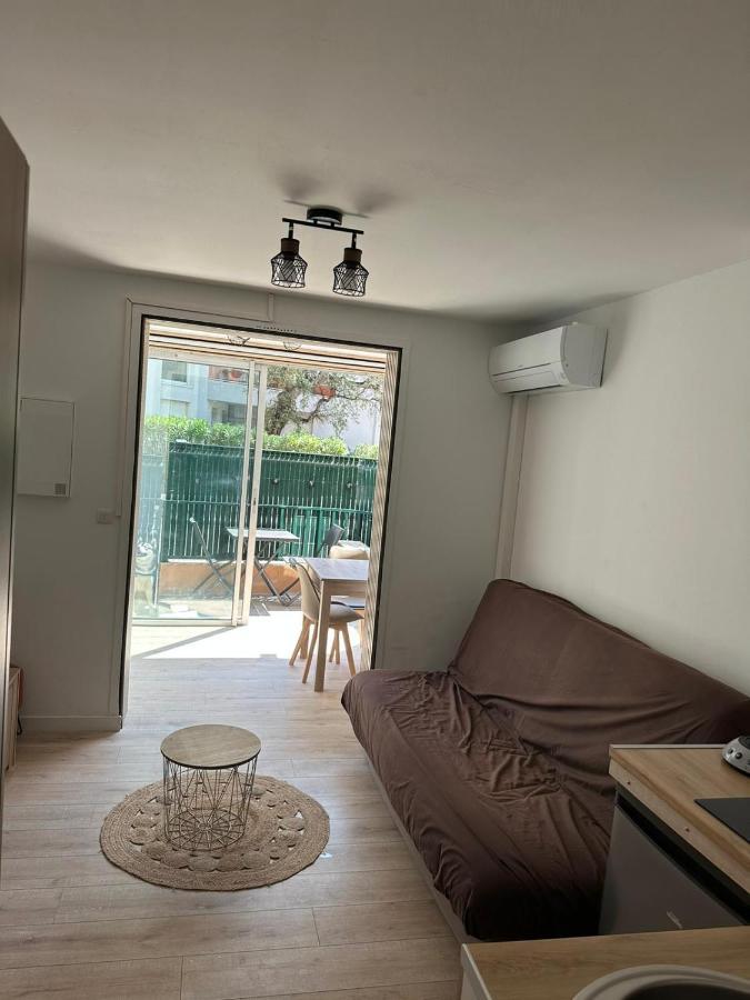 Charmant Studio Neuf 150M Plage Sur Avenue Principale Climatise Et Parking Кавалер-сюр-Мер Экстерьер фото